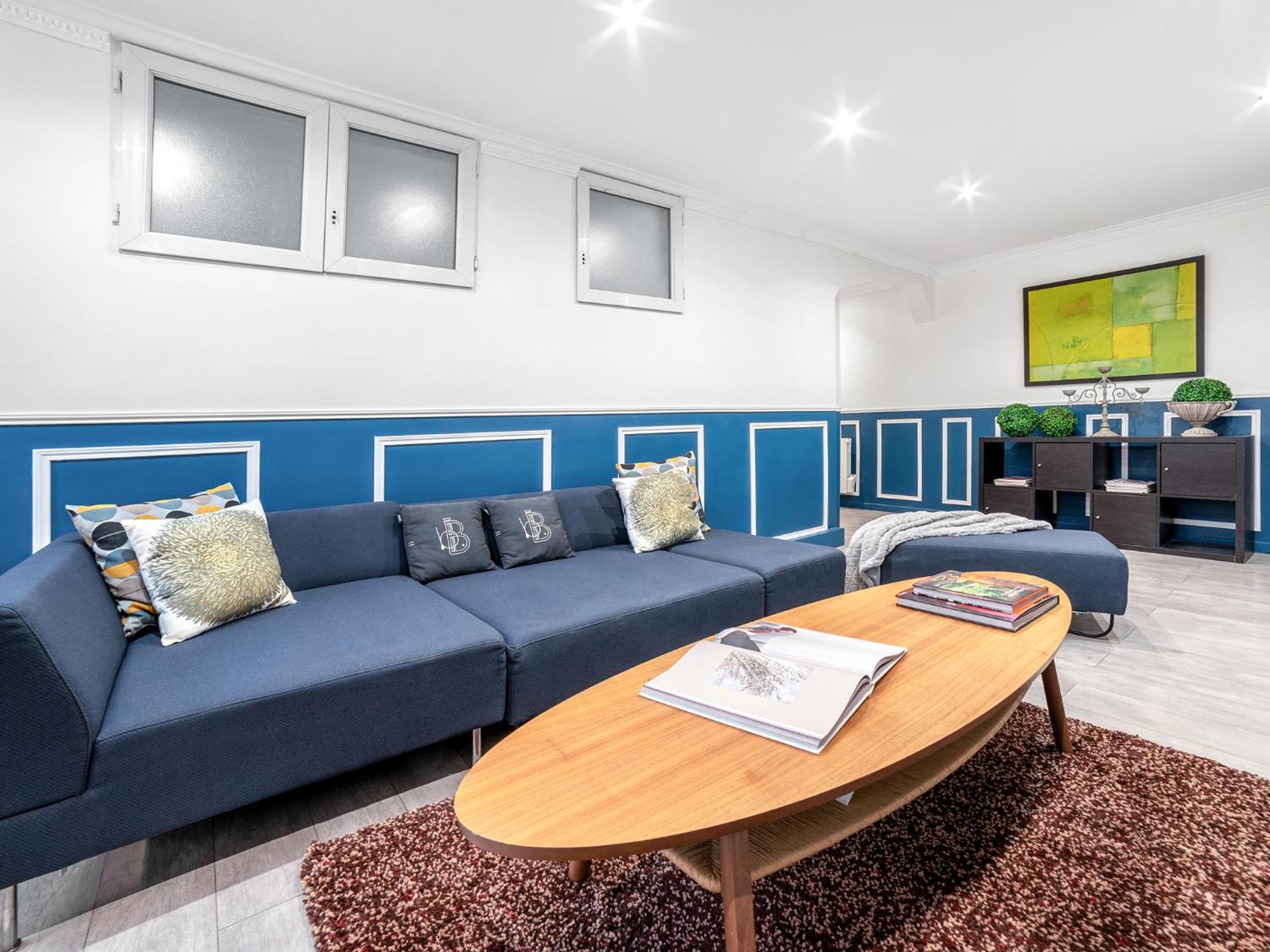 Manray House - Beautiful Three Bedroom Apartment- Center * Parijs